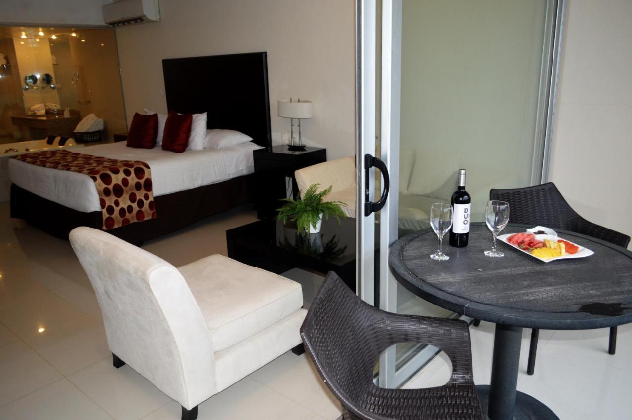 Sun Hotel Варнес Экстерьер фото