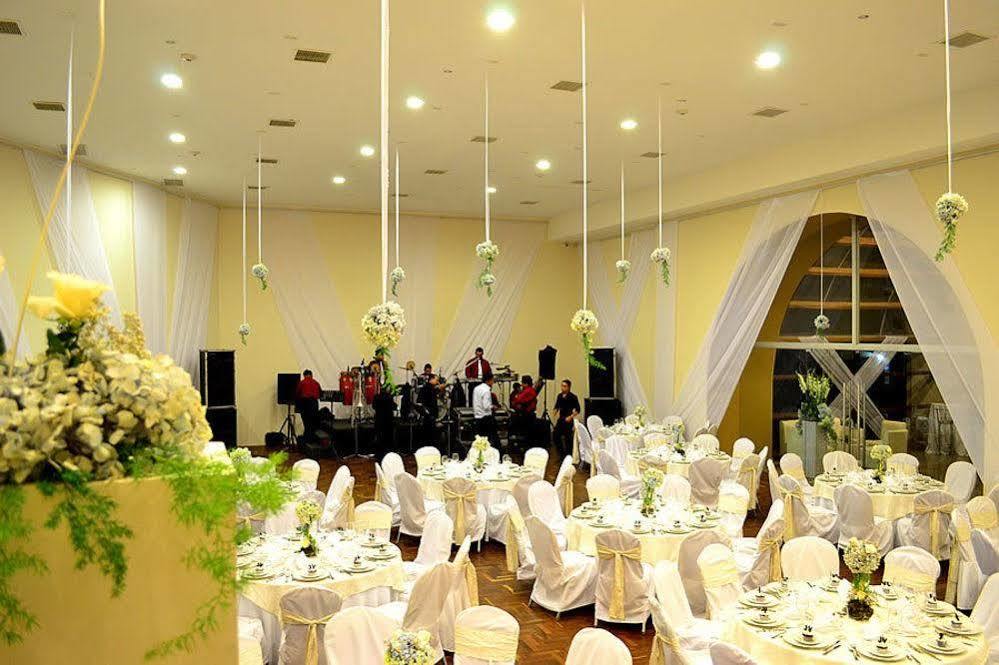 Sun Hotel Варнес Экстерьер фото