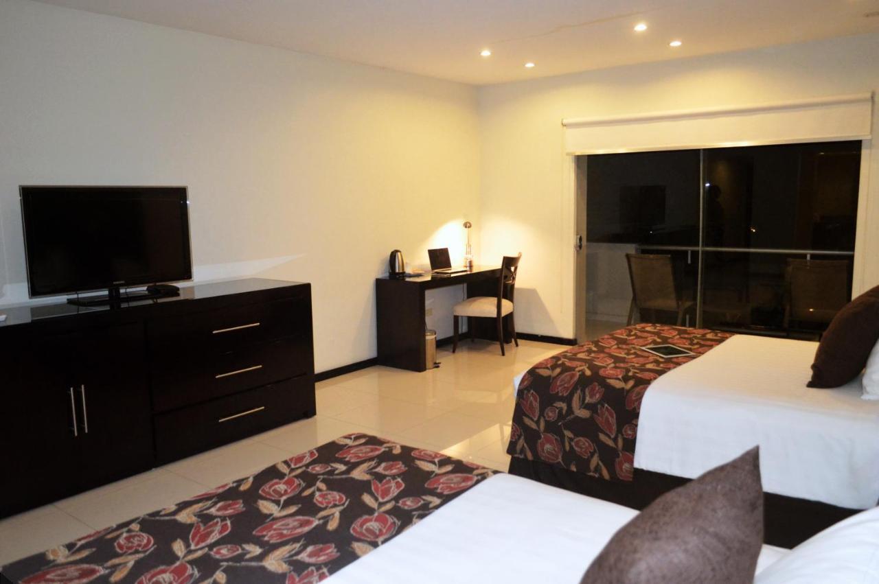 Sun Hotel Варнес Экстерьер фото